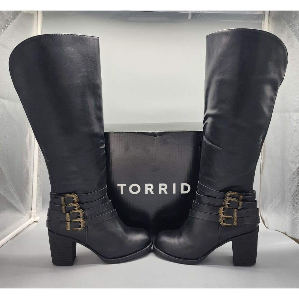 Torrid Knee Length Buckle Boot NIB (Box damaged) 3 inch heel 14 Inch calf length